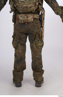  Photos Frankie Perry Army KSK Recon Germany leg lower body 0008.jpg